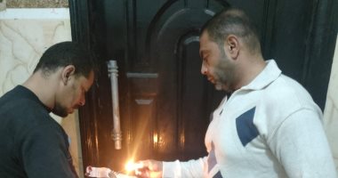 القبض على منتحل صفة طبيب بشري بالخانكة وغلق العيادات بالشمع الأحمر.. صور