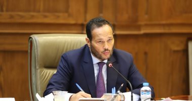 محمد حلاوة رئيس لجنة الصناعة والتجارة بمجلس الشيوخ: الحضور المكثف والقوى لرؤساء الدول فى قمة المناخ بشرم الشيخ يبرز دور مصر عالميا.. رسالة الرئيس السيسي بوقف الحرب الروسية الأوكرانية تعكس الدور الحضارى لمصر