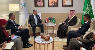 وزير السياحة يلتقي نظيره السعودي خلال فعاليات بورصة لندن الدولية 