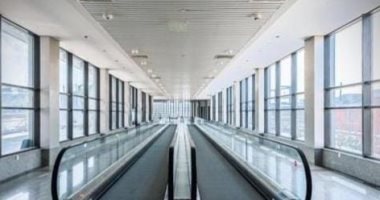 بدء التشغيل التجريبى للمشاية الكهربائية بمطار القاهرة