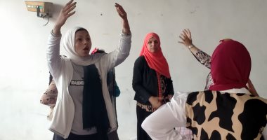 ورشة لتدريب طالبات جامعة الأقصر على فنون الدفاع عن النفس.. صور