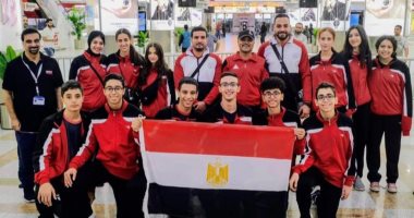 ناشئو الفراعنة للريشة الطائرة يصلون إلى الكويت للمشاركة بالبطولة العربية