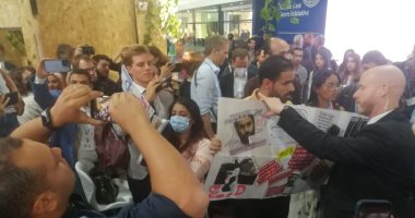 نشطاء لسناء سيف وحسام بهجت: لماذا رفضتما الاستماع لنهاد أبو القمصان؟ فيديو