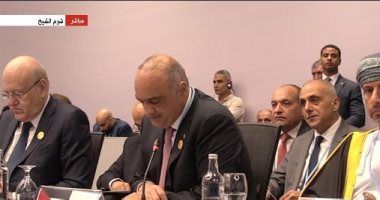 رئيس وزراء الأردن: نتعهد باتخاذ جميع الإجراءات الشاملة لضمان النمو الأخضر