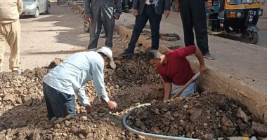 حياة كريمة بالشرقية.. رئيس مدينة الحسينية يتابع استكمال توصيل الغاز الطبيعى
