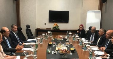 وزير النقل يلتقى أمين عام المنظمة البحرية الدولية على هامش مؤتمر المناخ