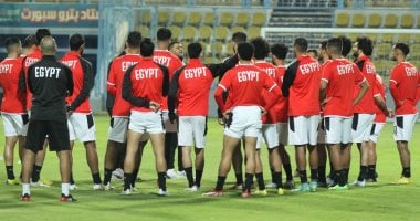 فيتوريا يحاضر لاعبي المنتخب قبل الاستقرار على القائمة النهائية لودية بلجيكا