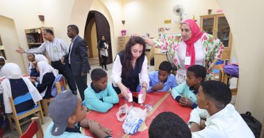 ختام مهرجان طيبة الدولى للفنون التلقائية ومسرح الطفل بأسوان مساء اليوم