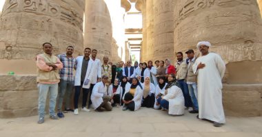 أمين عام المجلس الأعلى للآثار يتفقد مشروع ترميم صالة الأعمدة الكبرى بمعابد الكرنك