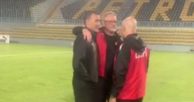 ميكالي والحضري "حبايب" في مران المنتخب الاولمبي..صورة