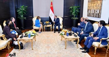نانسى بيلوسى تهنئ الرئيس السيسى على التنظيم المتميز لقمة المناخ.. صور