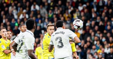 ريال مدريد يقتنص فوزا مثيرا من قادش 2-1 ويطارد قمة الدوري الإسباني.. فيديو