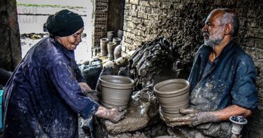 صورة ومعلومة.. "صناعة الفخار" أقدم الحرف الموروثة فى مصر