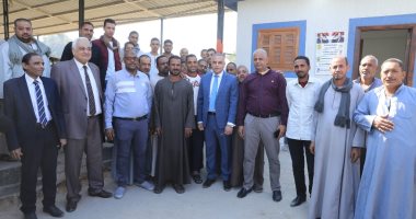محافظ سوهاج يتفقد المشروعات التنموية بالمدينة.. ويلتقي عددا من الأهالى.. صور