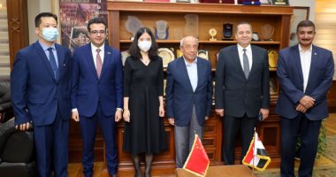 وفد من السفارة الصينية يزور نقابة المهندسين لبحث تقديم منح دراسية للمصريين