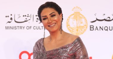 وفاء عامر عن مهرجان القاهرة السينمائى: فيه وفود عربية وأجنبية وديما مصر عالية