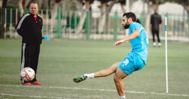 شوقى غريب يدرب لاعبى المقاولون على ركلات الجزاء استعدادا للأهلى