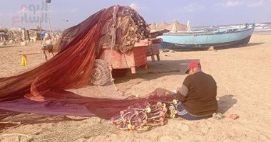 صيادو بورسعيد: ارتفاع أمواج "المتوسط".. ونوة "الصليبية" توقف الصيد.. صور