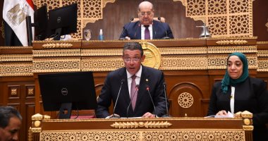 رئيس "خارجية الشيوخ" يستعرض تعديلات قانون نظام السلك الدبلوماسى