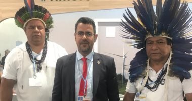 الأزياء المحلية تزين فعاليات قمة المناخ في شرم الشيخ.. صور 
