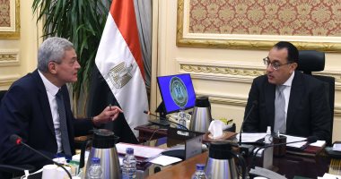 رئيس الوزراء يتابع عدداً من ملفات عمل هيئة الشراء الموحد