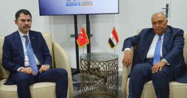 سامح شكري رئيس مؤتمر COP27 يستقبل وزير البيئة التركى