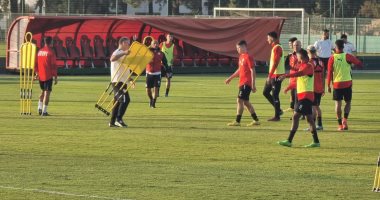  المنتخب الأوليمبي يخوض مرانه الثاني بالمغرب في حضور السفير المصري 