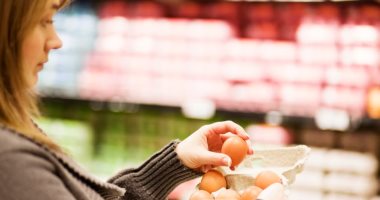 أبرزها الأرز والبيض والحليب.. ارتفاع أسعار المواد الغذائية 20% فى أوروبا