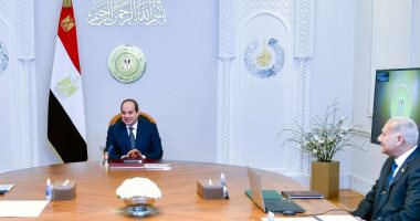 الرئيس السيسي يستعرض التقرير السنوى لنشاط صندوق تكريم الشهداء.. يوجه بحصر دقيق لكل شهداء مصر فى الحروب منذ 1948 لضمهم للقوائم للاستفادة من المزايا والخدمات.. وحافز مادى استثنائى للمستفيدين بمناسبة العام الدراسى
