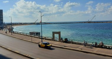 "نوة المكنسة".. بعد ليلة ممطرة صفاء الأجواء بالإسكندرية وطقس خريفى معتدل.. صور