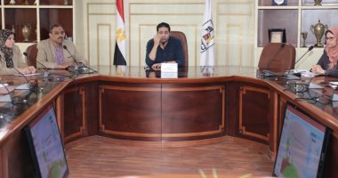 نائب محافظ بنى سويف يستعرض تنفيذ المشروعات ضمن محور التدريب والتوظيف