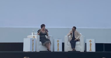نجوم الفن يوجهون رسائل حب لـ "لبلبة" بندوة تكريمها.. إلهام شاهين: إنسانة جدعة وقدرت تنوع بين الكوميدى والتراجيدى والاستعراضى.. ليلى علوى: اديتى الفن كل حياتك.. محمود حميدة: يجب تسجيل شخصية نونيا فى موسوعة جينيس