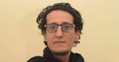 وزيرة الثقافة تجدد الثقة فى سامح بسيونى مديرا لمسرح الشباب