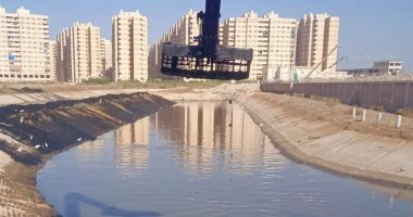 "الصرف الصحى" بالإسكندرية يشن حملات لتطهير المصارف استعدادا لموسم الأمطار