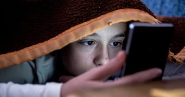 أخلاقنا الجميلة.. إزاي تتابع ابنك المراهق وتحافظ على خصوصيته فى الوقت نفسه؟‏