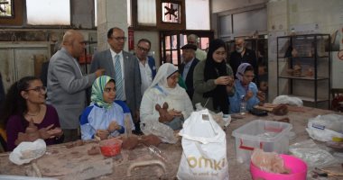 رئيس جامعة حلوان يوجه عمداء الكليات بتوظيف أعمال الطلاب فى تجميل المنشآت