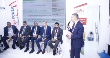 نائب وزير الإسكان يشارك بجلسة حوارية حول تعزيز الشراكة مع القطاع الخاص وتوطين الصناعة