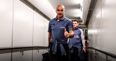 منتخب بلجيكا يصل الكويت لمواجهة مصر قبل كأس العالم 2022.. صور