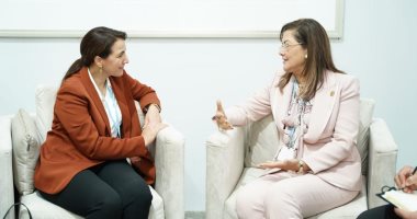 وزيرة التخطيط تلتقى نظيرتها للتغير المناخى والبيئة بالإمارات لبحث تعزيز سبل التعاون 