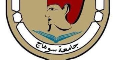 رئيس جامعة سوهاج يقرر عودة الزيارات المنزلية لدعم الطلاب الفائقين بمحو الأمية