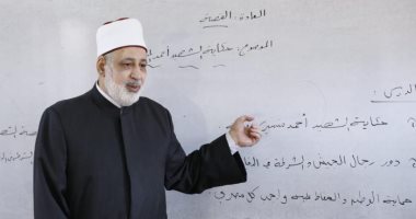 وكيل الأزهر لطلاب الأقصر: الشهيد المنسى خط بدمائه معانى التضحية والوفاء
