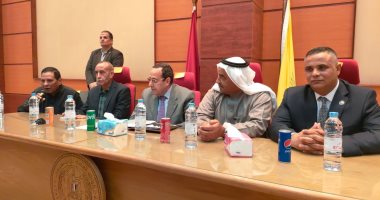 محافظ شمال سيناء يكشف تفاصيل مد قرى بئر العبد بالخدمات ..صور