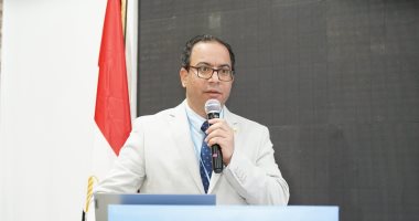مساعد وزيرة التخطيط يستعرض أهداف وملامح مبادرة "القرية الخضراء"