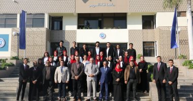 طلاب جامعة قناة السويس يزورون مشروعات "حياة كريمة" بالحسينية فى الشرقية