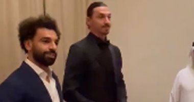 محمد صلاح ينهي خلاف راموس ويصافحه قبل حفل جلوب سوكر 2022.. فيديو