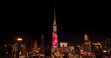 برج خليفة يتزين بصورة محمد صلاح والفائزين بجوائز جلوب سوكر 2022