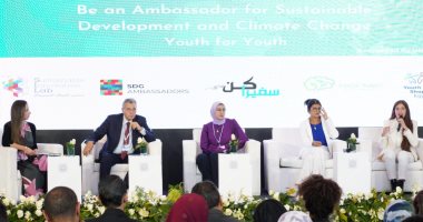 "القومى للحوكمة" يعقد حلقة نقاشية بعنوان "كن سفيرا للتنمية المستدامة وتغير المناخ"