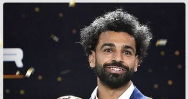 قصة صور.. محمد صلاح "بابا نويل" فراعنة المنتخب
