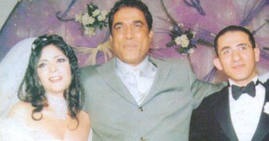 أحمد زكى يحضر فرح منى زكى وأحمد حلمى مرتين اعرف القصة