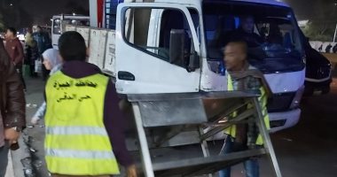 غلق وتشميع 4 محلات ورفع 366 حالة إشغال فى حملة مكبرة بالدقى